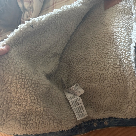 Levi's Sherpa Denim Jacket - Picture 5 of 6